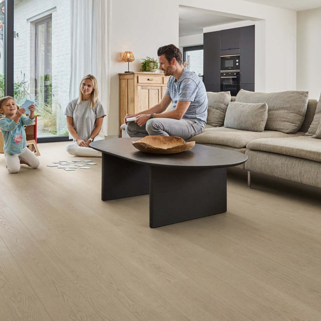 Plug meubelen katwijk showroom vloeren pvc coretec interieur