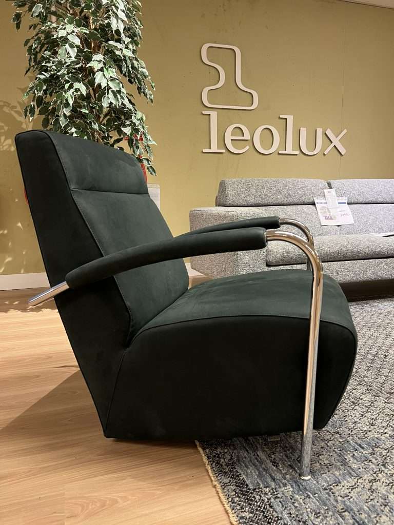 Leolux fauteuil leder danza blauw petrol plug meubelen katwijk showmodel